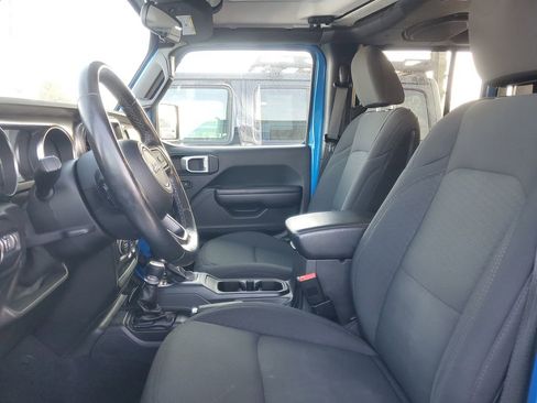 Used 2021 Jeep Gladiator Sport image 15