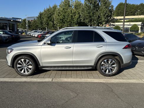 Used 2020 Mercedes-Benz GLE 350 4MATIC w/ Premium Package image 8