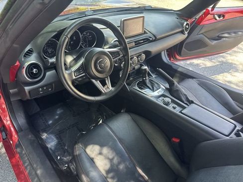 Used 2016 MAZDA MX-5 Miata Grand Touring RWD image 13