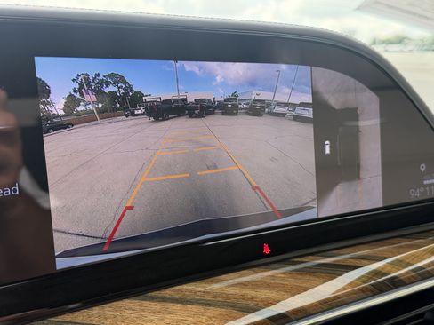 Used 2021 Cadillac Escalade ESV Premium Luxury Platinum RWD image 32