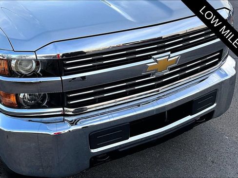 Used 2017 Chevrolet Silverado 2500 LT image 31