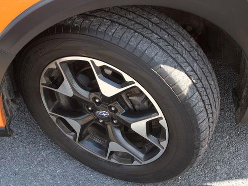 Used 2020 Subaru Crosstrek 2.0i Premium AWD/4WD image 18