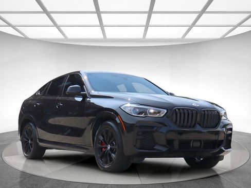 Used 2023 BMW X6 M50i w/ Executive Package AWD/4WD image 3