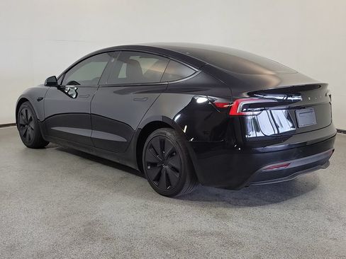 Used 2024 Tesla Model 3 Long Range RWD image 5