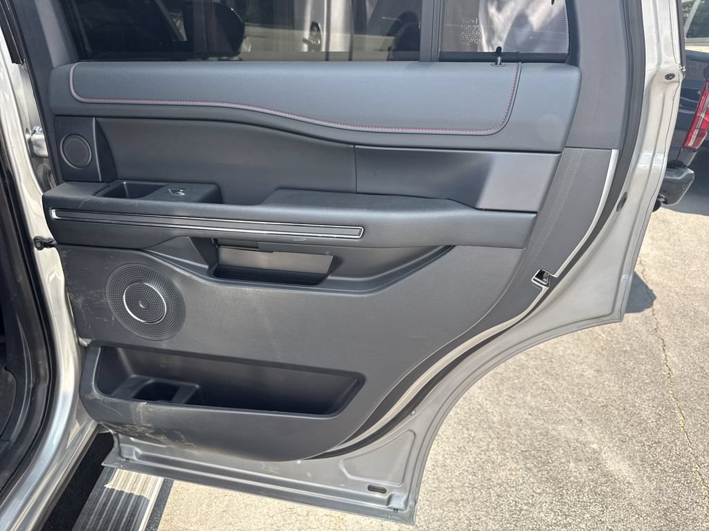 Used 2022 Ford Expedition Limited AWD/4WD image 33