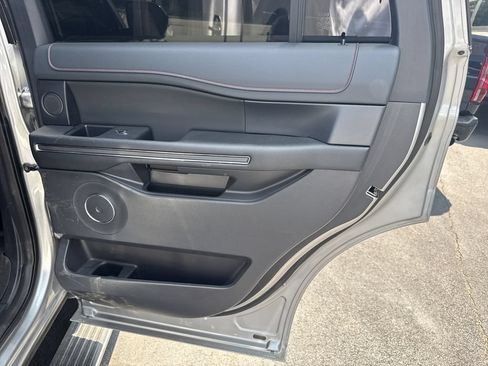 Used 2022 Ford Expedition Limited AWD/4WD image 33