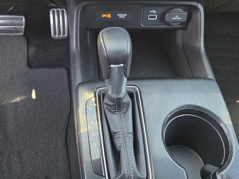Used 2024 Honda Civic Sport image 25