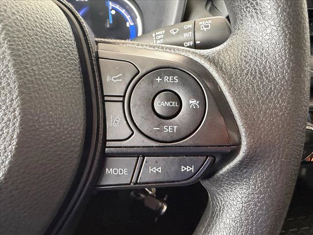 Used 2025 Toyota RAV4 LE AWD/4WD image 18