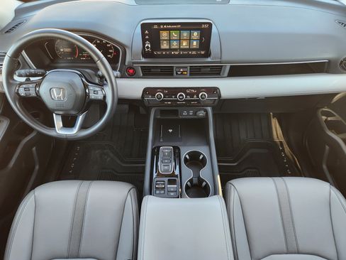 Certified 2025 Honda Pilot EX-L image 25