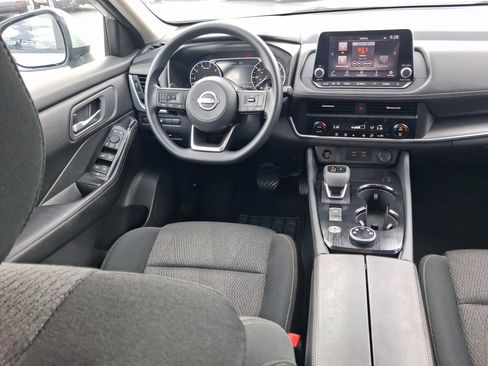 Used 2024 Nissan Rogue SV AWD/4WD image 25