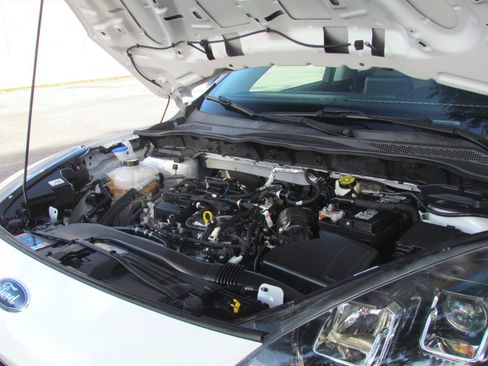 Used 2022 Ford Escape SE w/ SE Sport Appearance Package FWD image 39