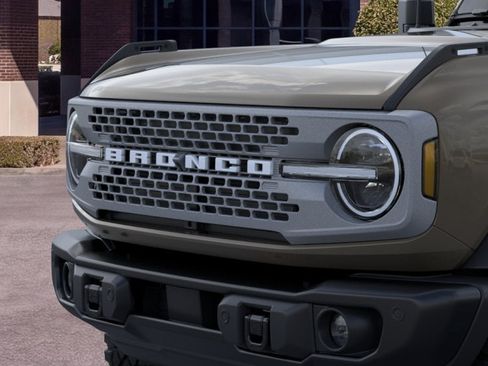 New 2026 Ford Bronco Badlands AWD/4WD image 19