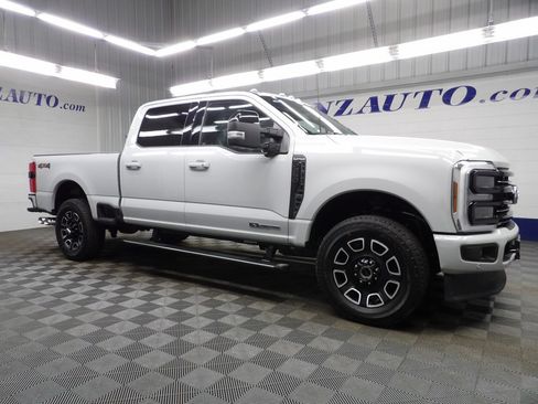 Used 2026 Ford F250 Platinum AWD/4WD image 3