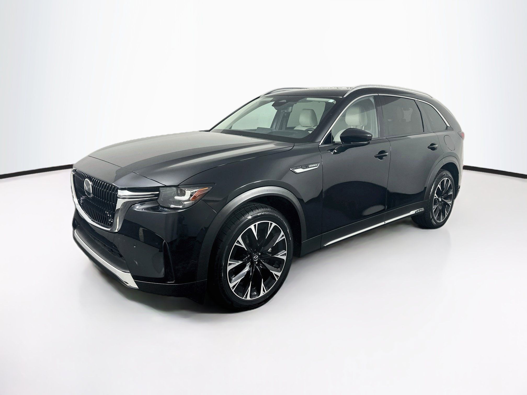Used 2024 MAZDA CX-90 Plug-In Hybrid w/ Premium Pkg AWD/4WD image 3