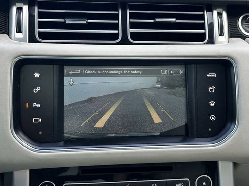 Used 2016 Land Rover Range Rover Supercharged image 15