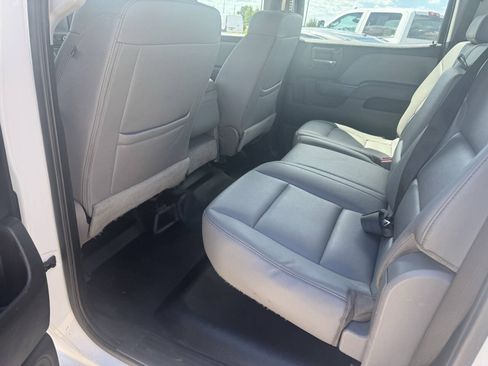 Used 2018 Chevrolet Silverado 2500 W/T AWD/4WD image 7
