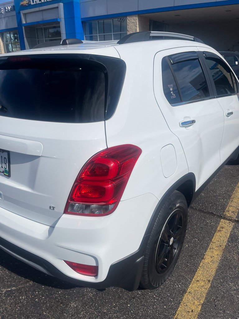 Used 2020 Chevrolet Trax LT w/ LT Convenience Package FWD image 5