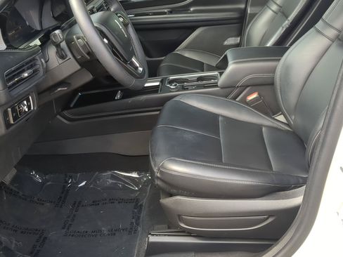 Used 2023 Lincoln Corsair FWD image 10