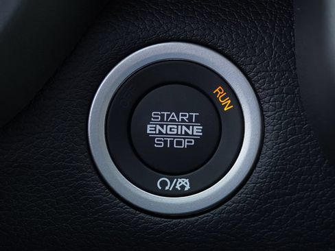 New 2026 RAM 2500 Laramie w/ Night Edition AWD/4WD image 18