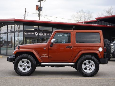 Used 2014 Jeep Wrangler Sahara w/ Dual Top Group image 4