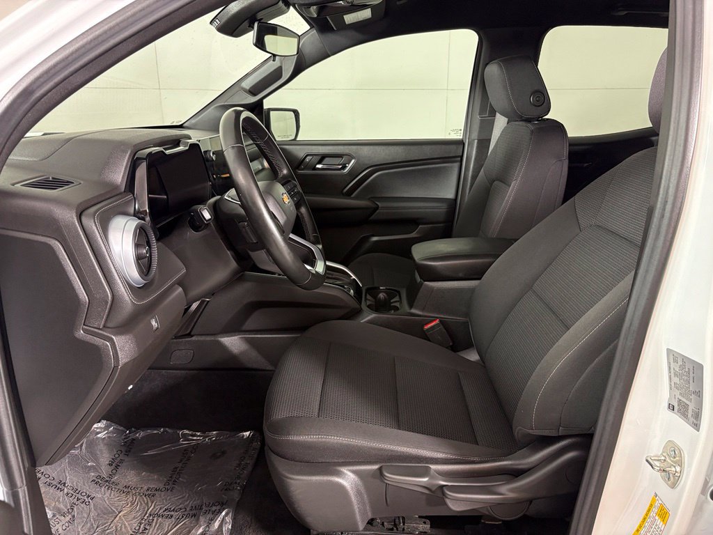 Used 2024 Chevrolet Colorado LT w/ LT Convenience Package RWD image 15