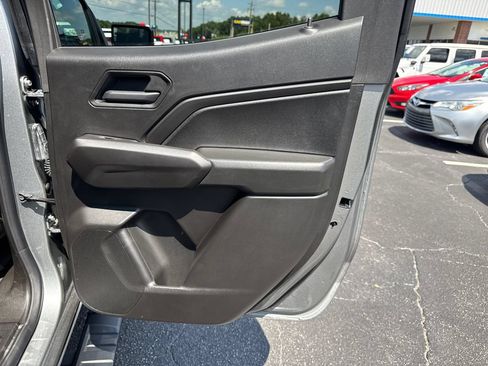 Used 2026 Chevrolet Colorado W/T w/ WT Custom Package RWD image 17