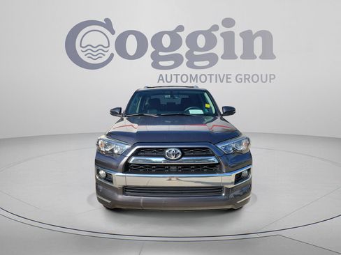 Used 2019 Toyota 4Runner Limited RWD image 9