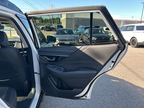 Used 2023 Subaru Outback Limited AWD/4WD image 22