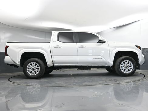 Used 2024 Toyota Tacoma SR5 image 24