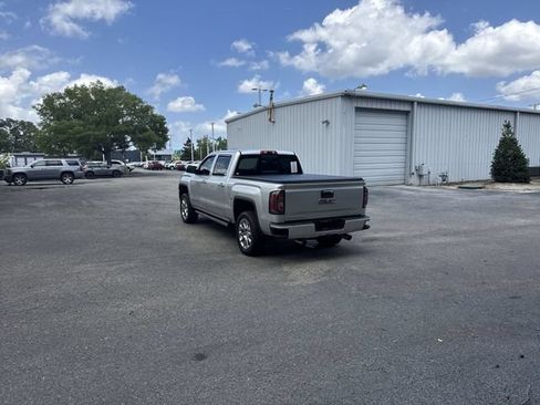 Used 2017 GMC Sierra 1500 Denali RWD image 7