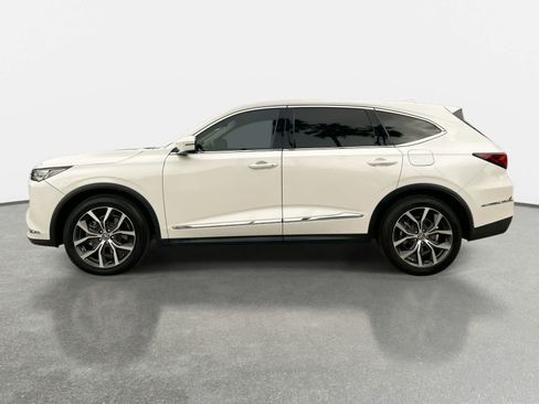 Used 2023 Acura MDX FWD w/ Technology Package image 4