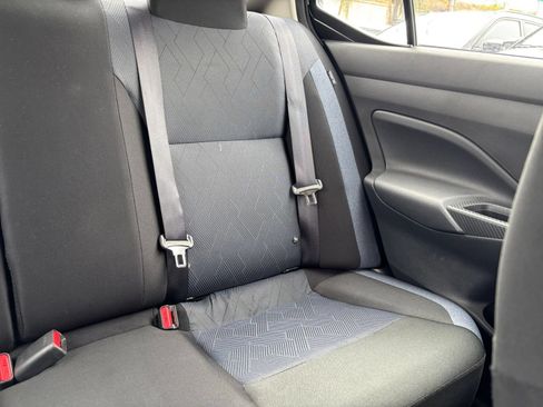 Used 2025 Nissan Versa SV FWD image 35