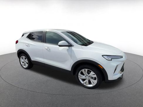 Used 2026 Buick Encore GX Preferred FWD image 2