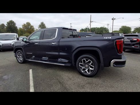 Used 2024 GMC Sierra 1500 SLT w/ SLT Convenience Package AWD/4WD image 6