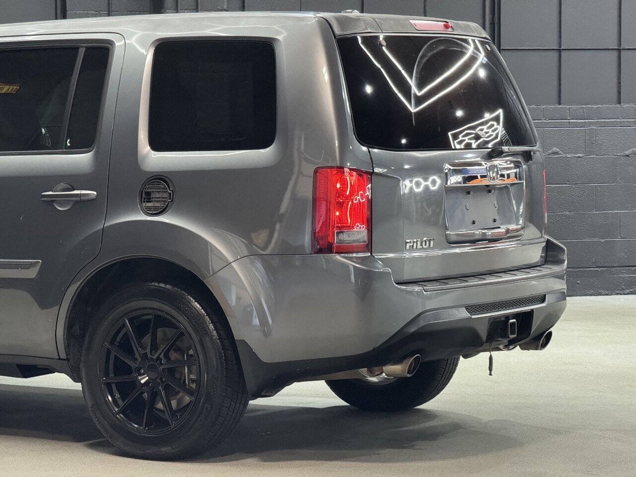 Used 2012 Honda Pilot EX-L image 17