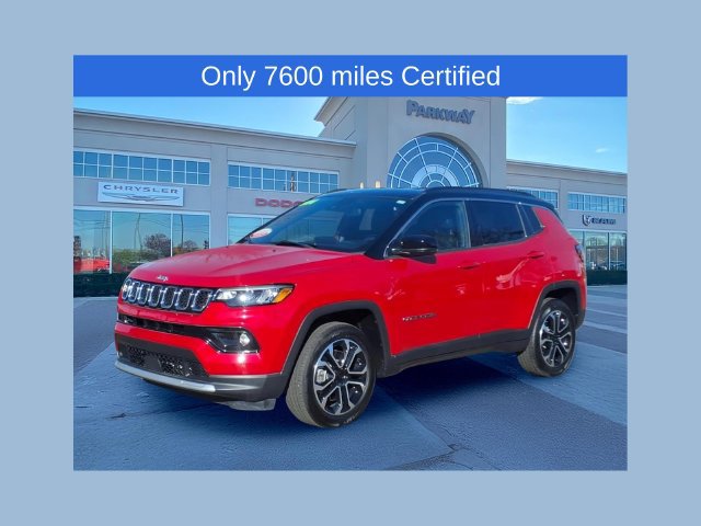 Certified 2024 Jeep Compass Limited AWD/4WD image 1