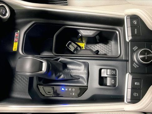 Certified 2026 Toyota Grand Highlander Platinum image 42