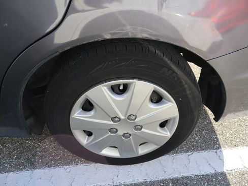 Used 2014 Honda Civic LX image 4