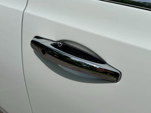 Used 2013 Bentley Mulsanne w/ Rear Entertainment Pkg image 99