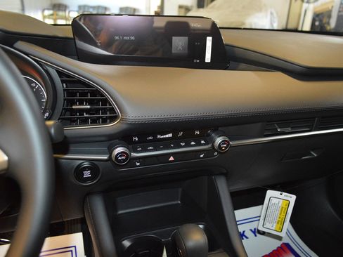 New 2026 MAZDA MAZDA3 2.5 S Sedan w/ Preferred Pkg image 18