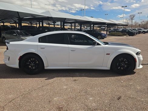 Used 2023 Dodge Charger Scat Pack image 4