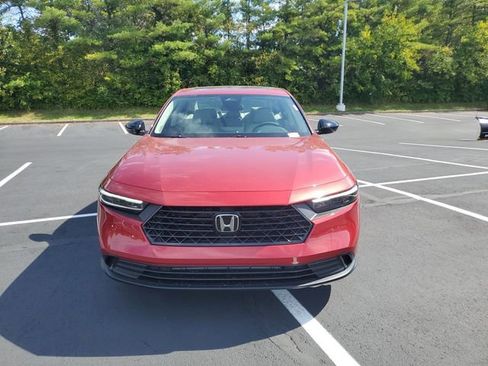 New 2025 Honda Accord SE image 16