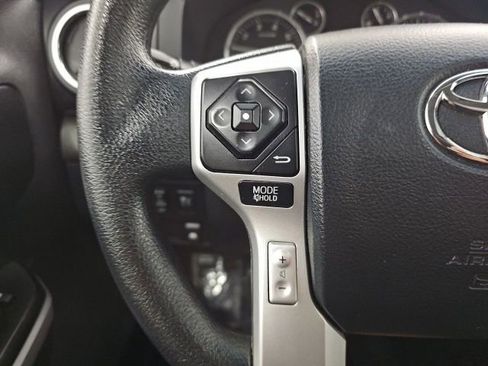 Used 2017 Toyota Tundra SR5 AWD/4WD image 18