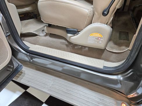 Used 2004 Ford Excursion Limited image 98