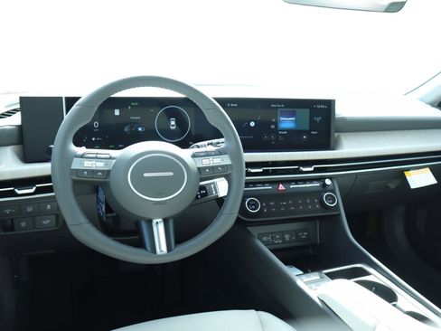 New 2026 Hyundai Sonata Limited FWD image 10