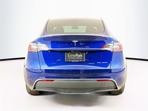 Used 2023 Tesla Model Y Long Range image 7