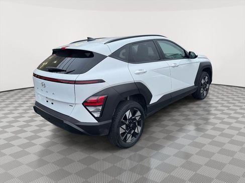Used 2025 Hyundai Kona SEL image 6