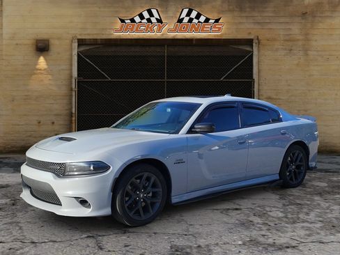 Used 2022 Dodge Charger R/T w/ Plus Group RWD image 1