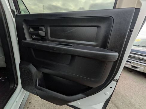 Used 2016 RAM 2500 Tradesman w/ Chrome Appearance Group AWD/4WD image 26