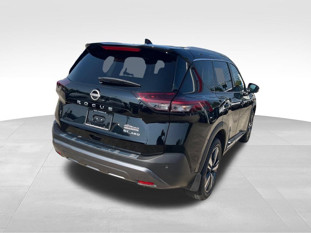 Used 2023 Nissan Rogue SL AWD/4WD image 5